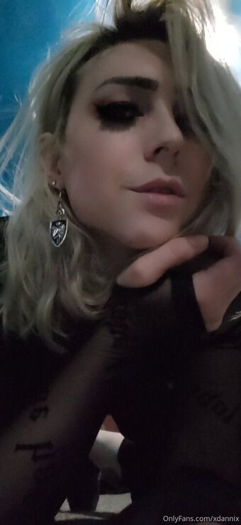 xdannix Голе фотографије OnlyFans 43
