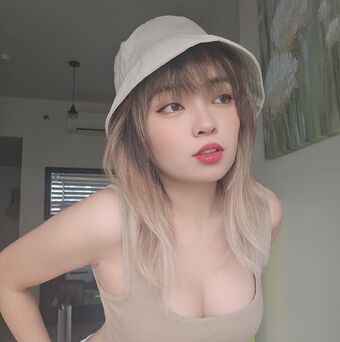 Xeora Голе фотографије OnlyFans 14