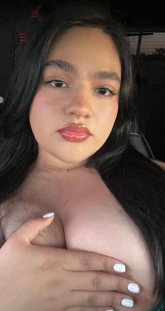 Yaniville Голе фотографије OnlyFans 1