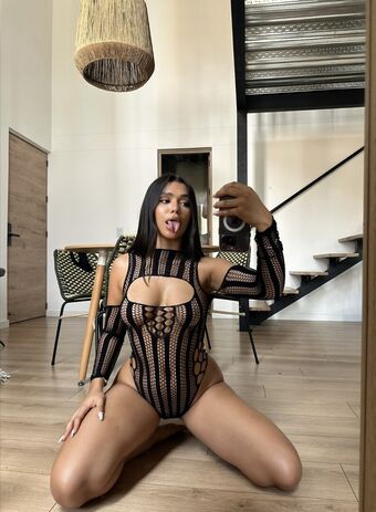 Yourallison Голе фотографије OnlyFans 2