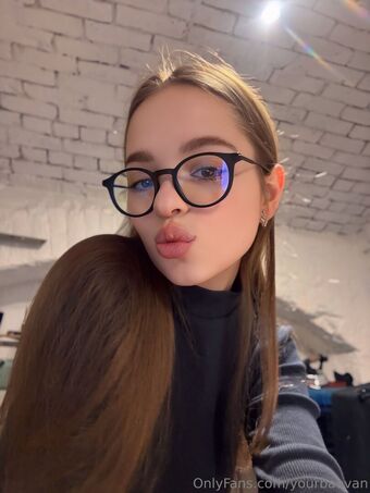 yourbaevan Голе фотографије OnlyFans 23