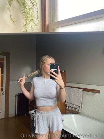 yourblueeyedbaby Голе фотографије OnlyFans 34