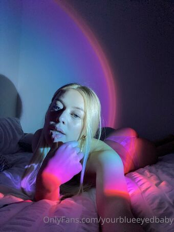 yourblueeyedbaby Голе фотографије OnlyFans 36