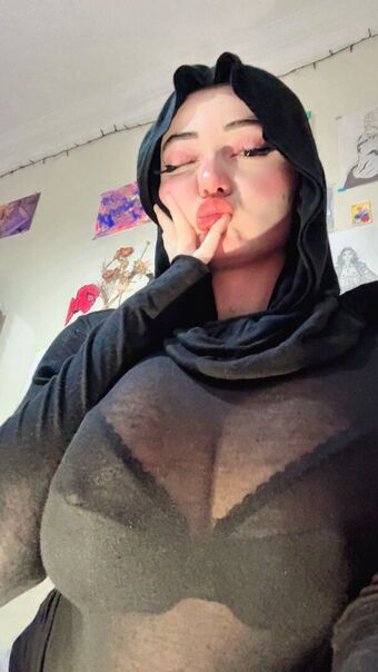 Zelal Голе фотографије OnlyFans 89