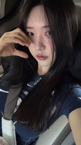 Zenny Голе фотографије OnlyFans 100