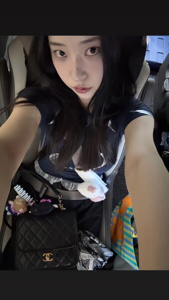 Zenny Голе фотографије OnlyFans 102