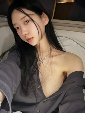 Zenny Голе фотографије OnlyFans 150