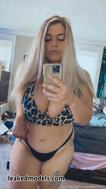 Comewatchkitty Голе фотографије OnlyFans 6